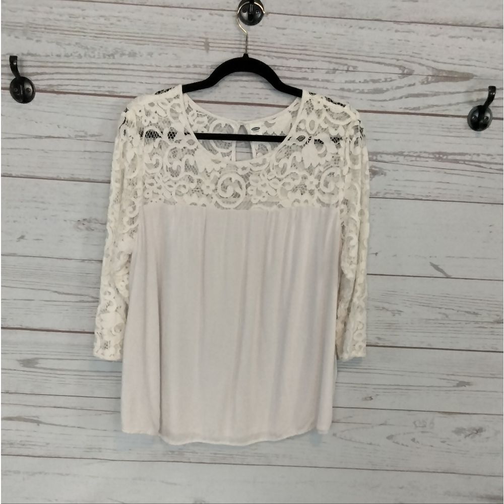 Old Navy - woman's shirt